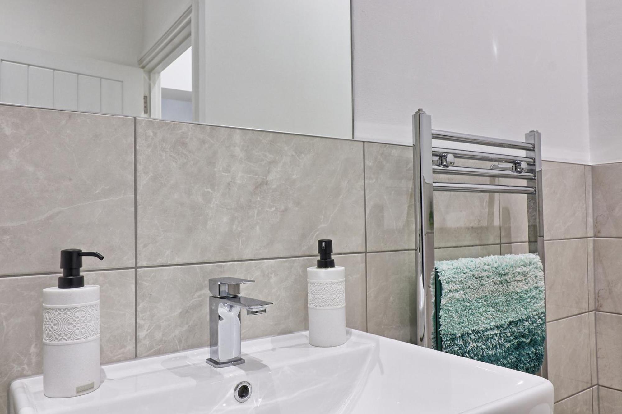 Chelmsford City Central Ground Floor Apartment Next To Town Centre Екстериор снимка