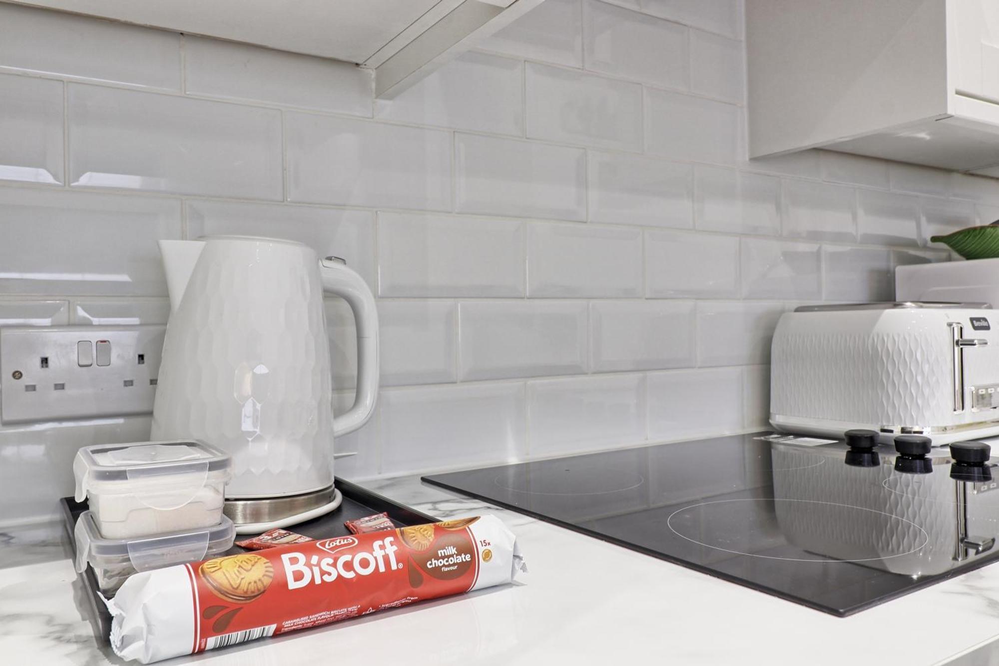Chelmsford City Central Ground Floor Apartment Next To Town Centre Екстериор снимка
